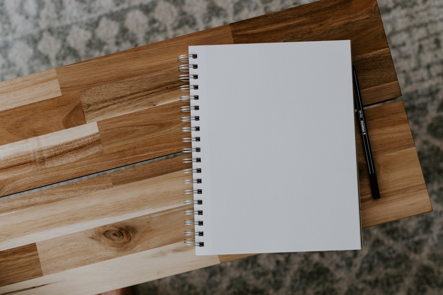 The Art of Turning Thoughts into Stories